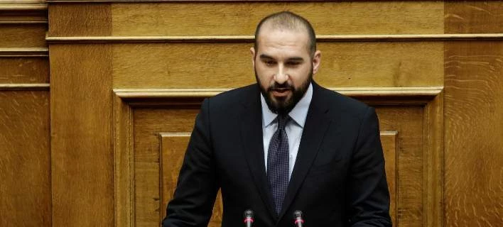 Ενταση με Τζανακόπουλο και Χατζηδάκη στη Βουλή – Με αφορμή την ομιλία Σαμαρά